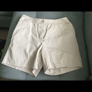 Size 10 Caslon Khacki shorts..never worn